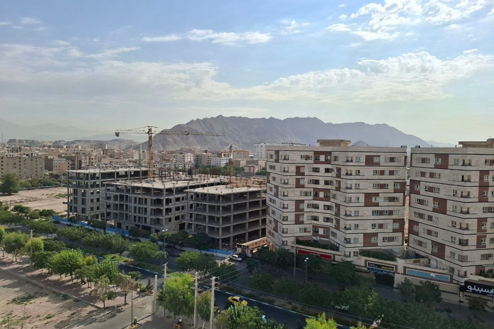 أبعد من ساحة القتال.. حرب إيران تستنزف الأسواق والقدرات الأمريكية