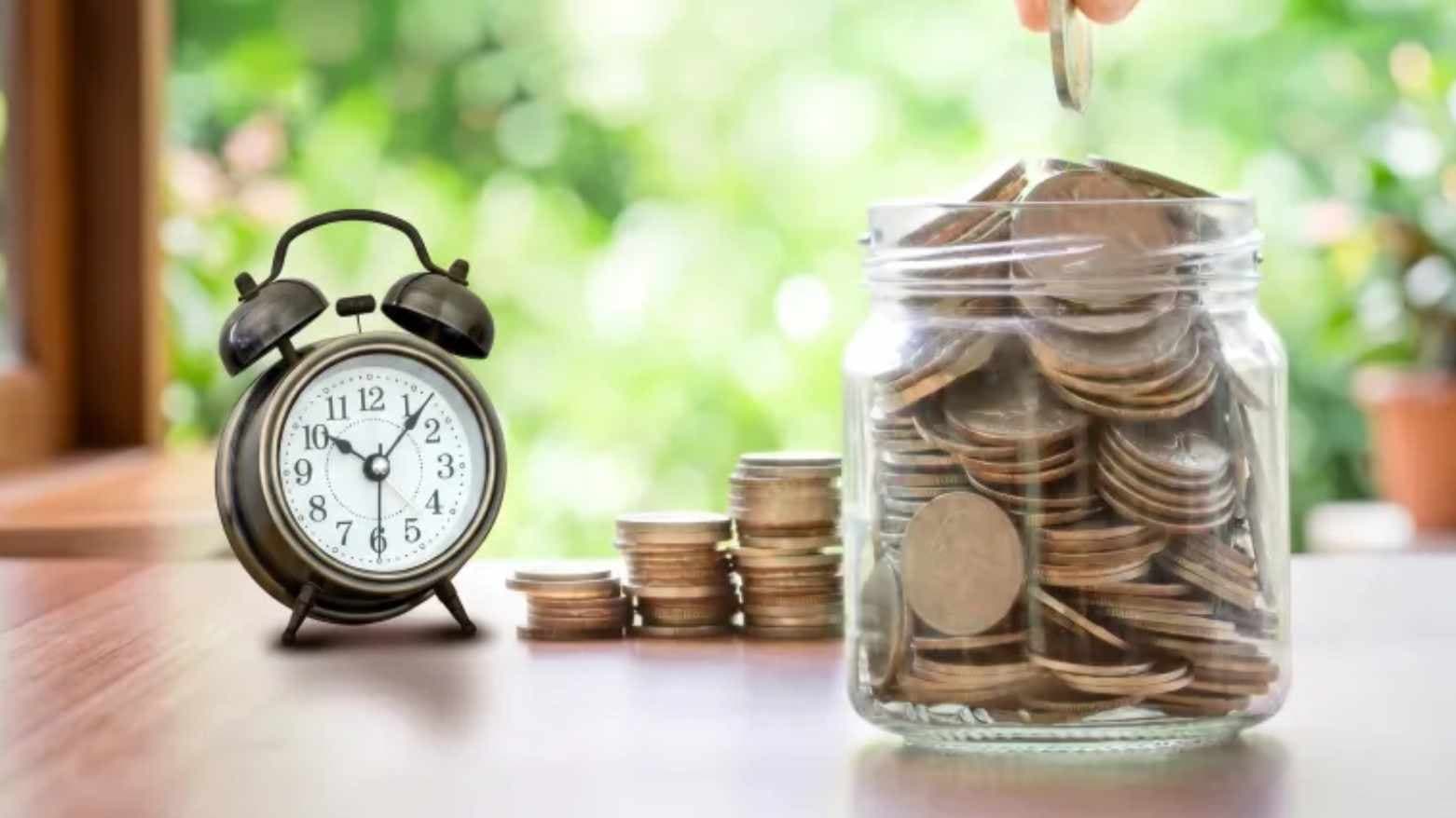 تقرير اقتصادي: الموظف العراقي يحتاج إلى ربع قرن من الادخار لامتلاك منزل في أطراف المدن