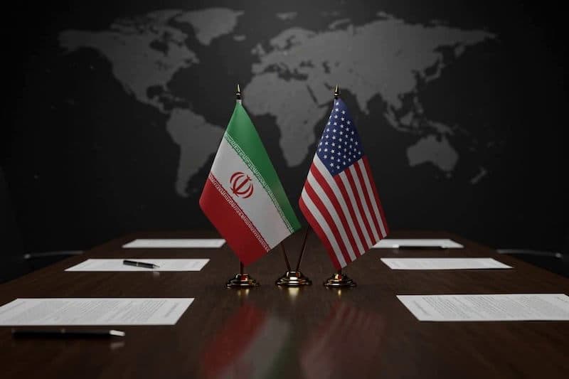 حظر الخدمات أو العزل عن الدولار... خطة أميركية تقترب من شل الطيران الإيراني عالمياً