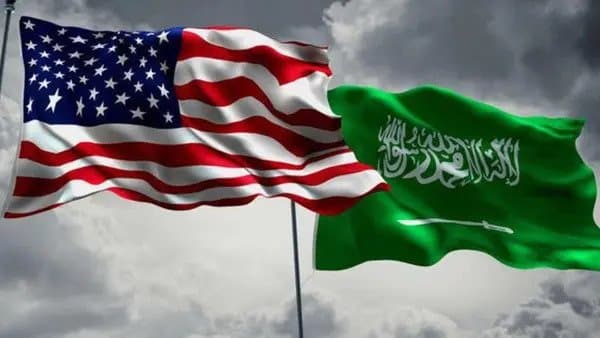 الولايات المتحدة تدعو مواطنيها إلى "إعادة النظر في السفر"إلى السعودية