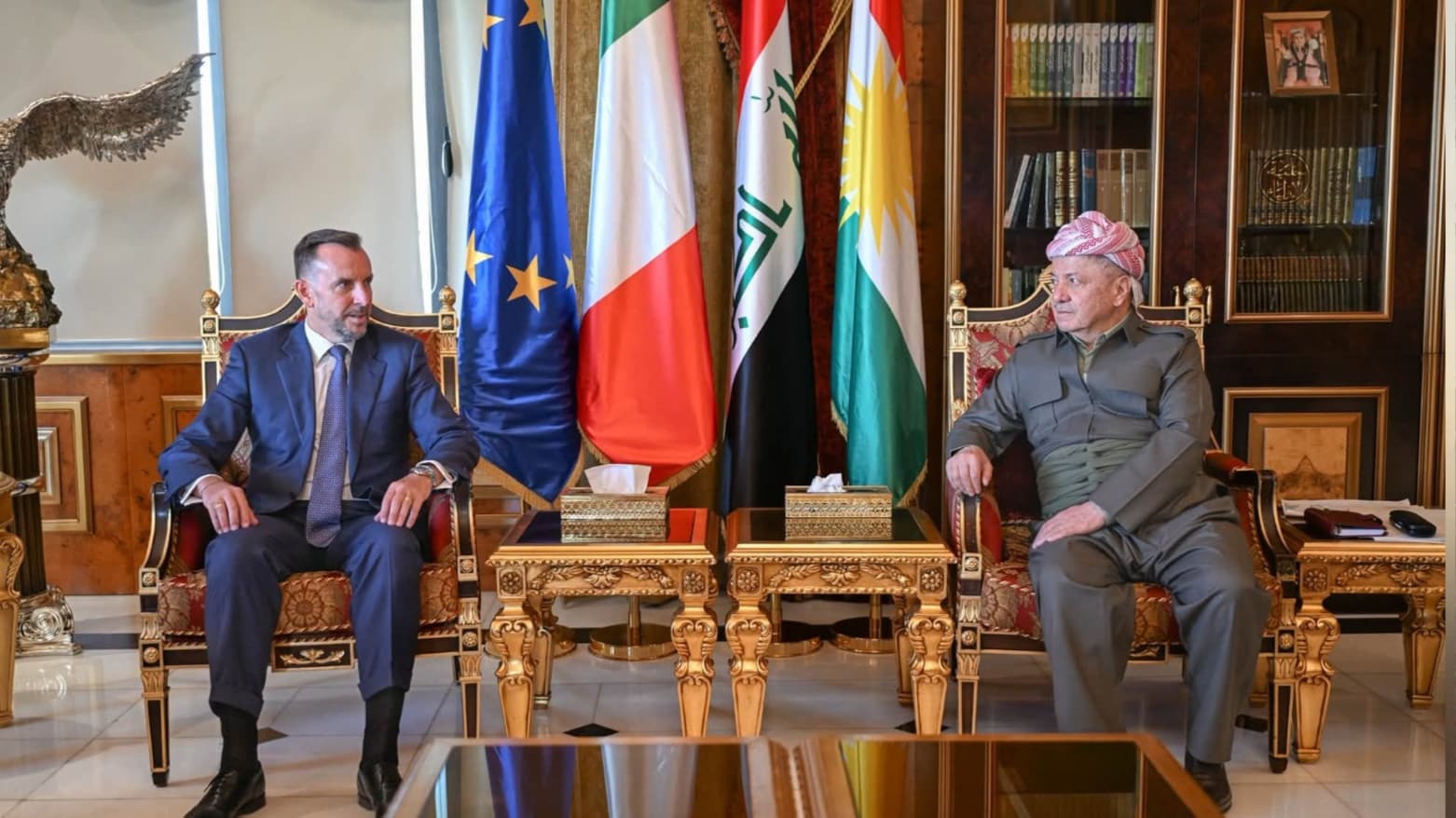 الرئيس بارزاني يستقبل السفير الإيطالي لدى العراق