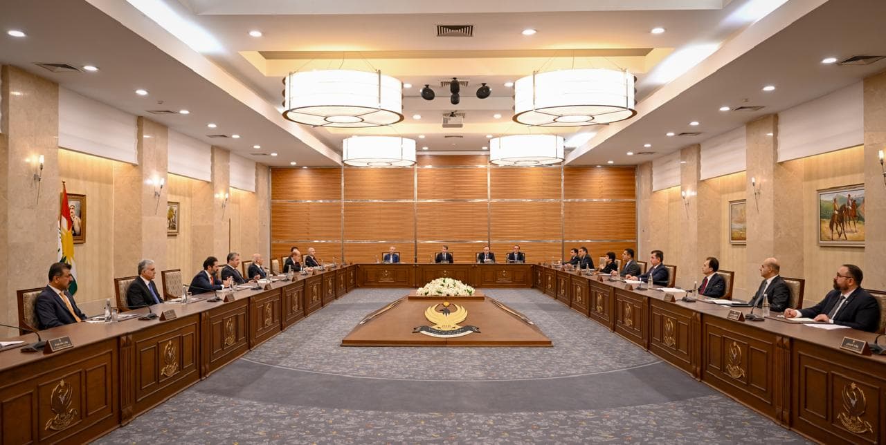 برئاسة مسرور بارزاني.. مجلس وزراء إقليم كوردستان يعقد اجتماعه الاعتيادي اليوم