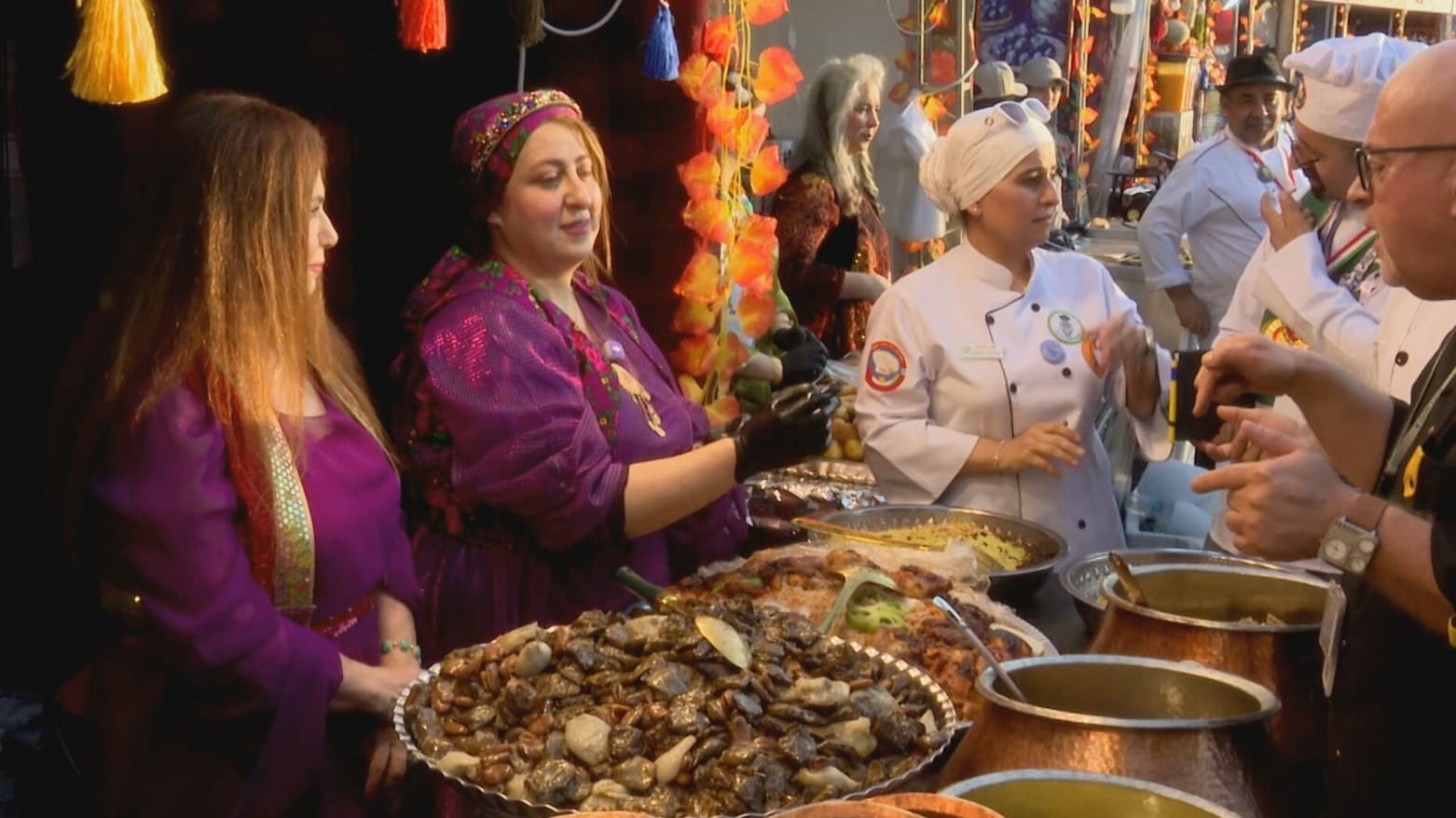مهرجان المأكولات في السليمانية: نكهات أصيلة ومبادرات إنسانية لدعم مرضى السرطان