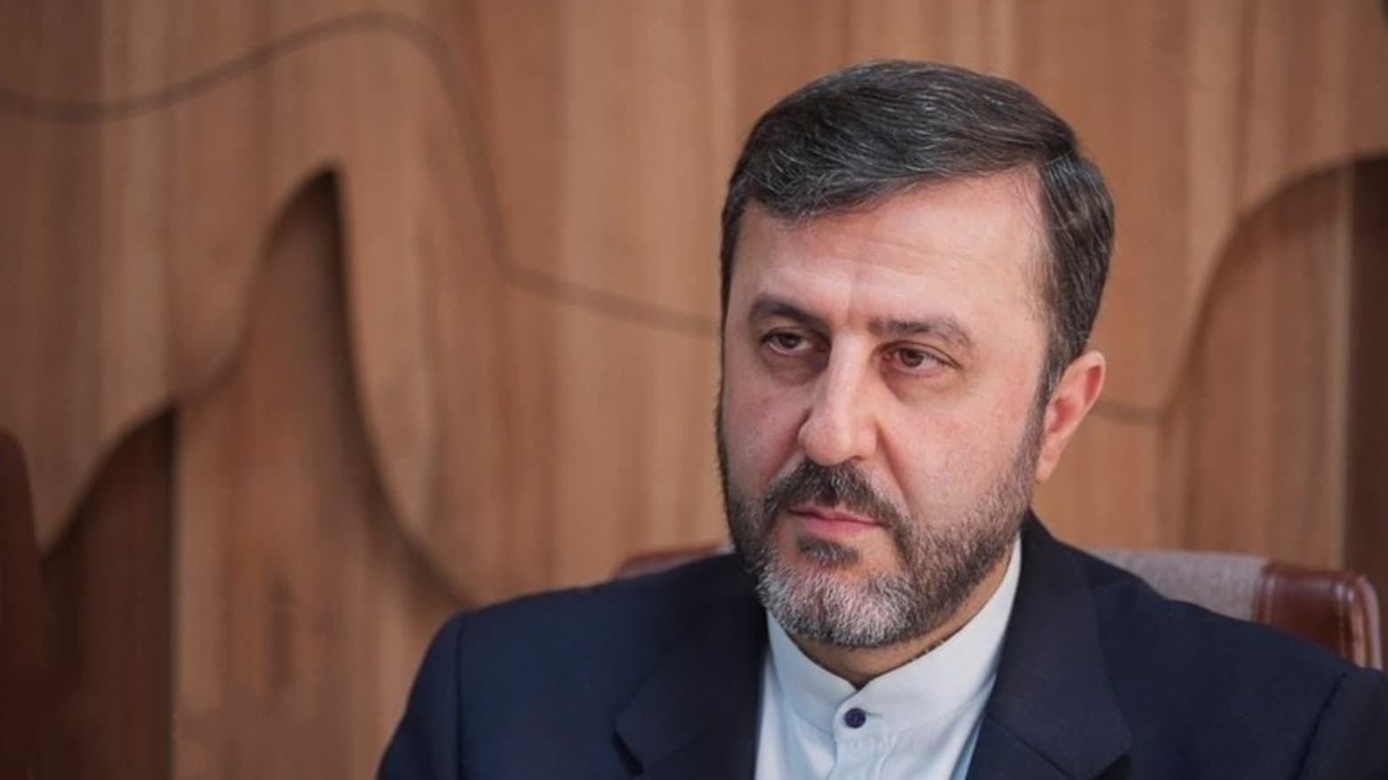 ئێران داوای کۆتاییهێنان بە پارێزبەندی بۆ تاوانبارانی نێودەوڵەتی دەکات