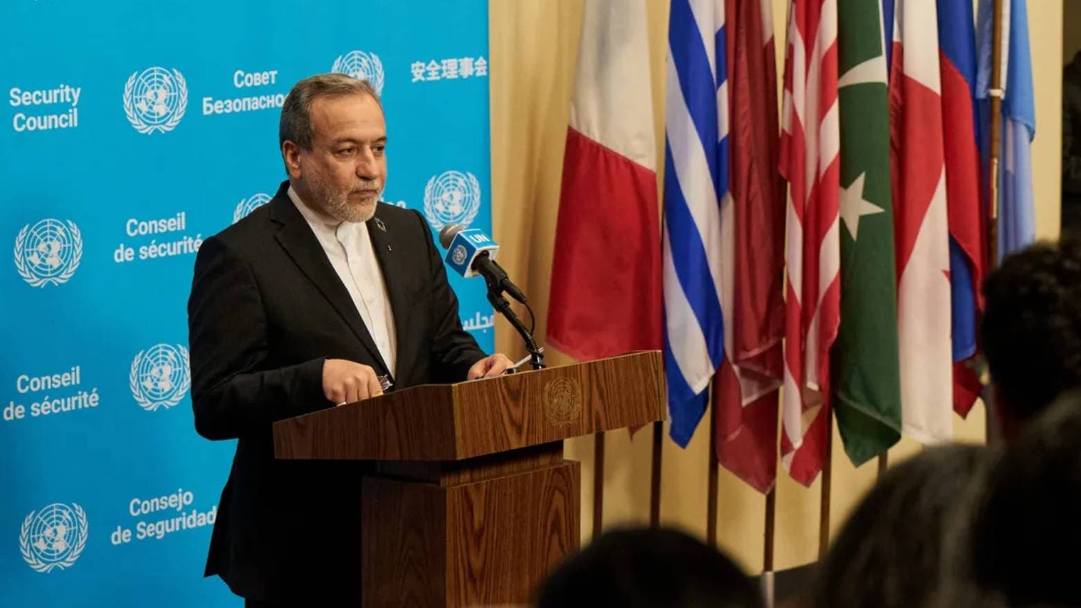 عێراقچی: کردنەوەی گەرووی هورمز بەندە بە جێبەجێکردنی تەواوی مەرجەکانمانەوە