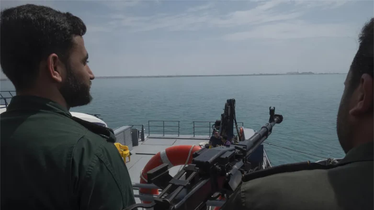 ئێران رێکاری نوێ بۆ گەرووی هورمز پەسند دەکات