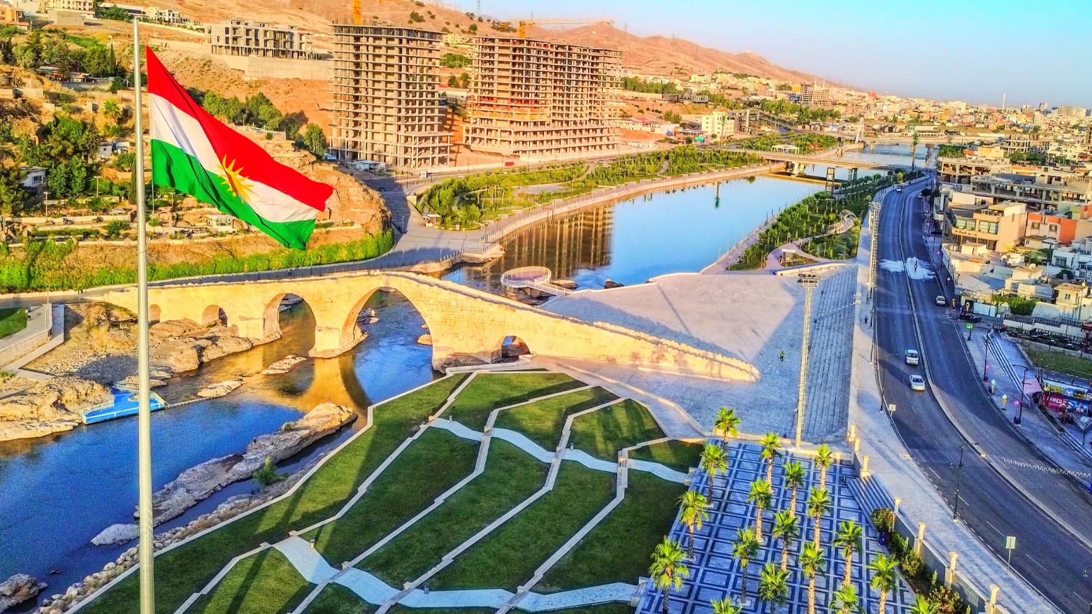 زمانی کوردی دەکرێتە مەرجی سەرەکی کارکردن لە زاخۆ