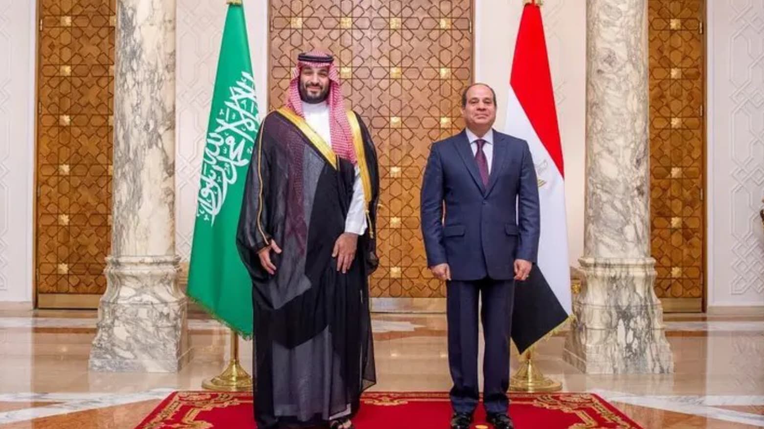 Sisi to Meet Saudi Crown Prince as Houthi Threat Puts Pressure on Red Sea Shipping