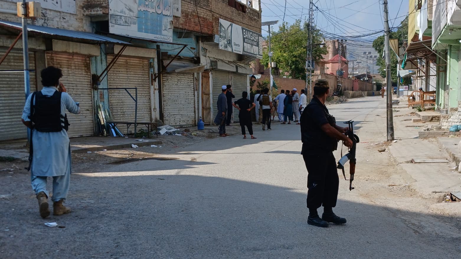 Pakistan Mosque Attack Leaves 17 Dead, 40 Wounded