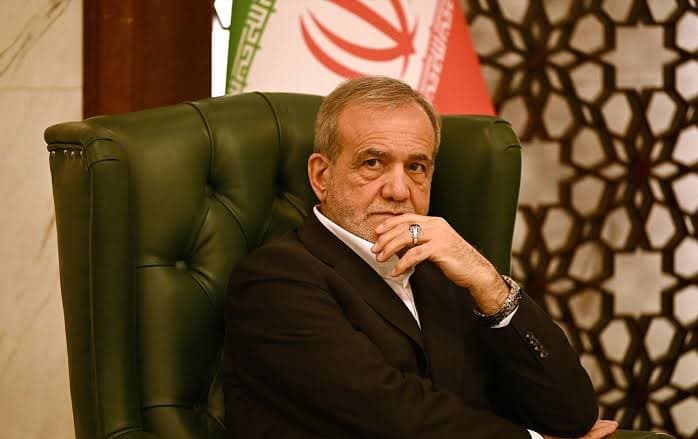 بزشكيان: تفاهم جديد مع عُمان بشأن مسار هرمز