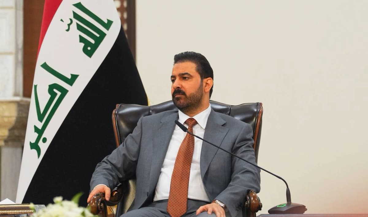 الزيدي: إيران تمنع نفط العراق من عبور هرمز ونزع سلاح الفصائل بحلول 2027