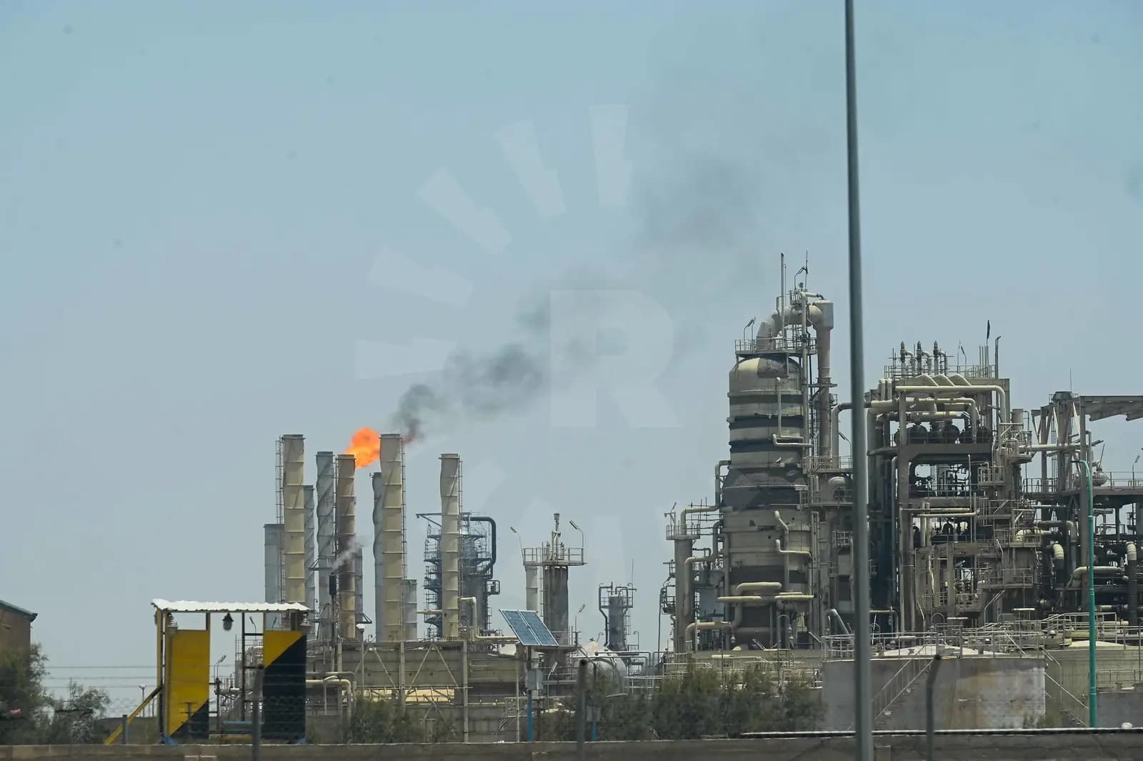 وزارة النفط العراقية: نخطط لزيادة الإنتاج تدريجياً إلى 10 ملايين برميل يومياً