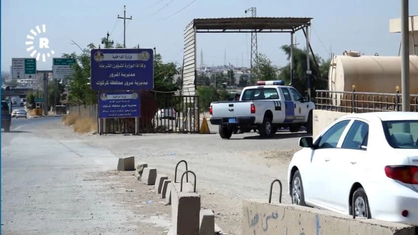 مواطنون كورد في كركوك يعبّرون عن استيائهم من إزالة لغتهم من نظام رخصة القيادة الجديد