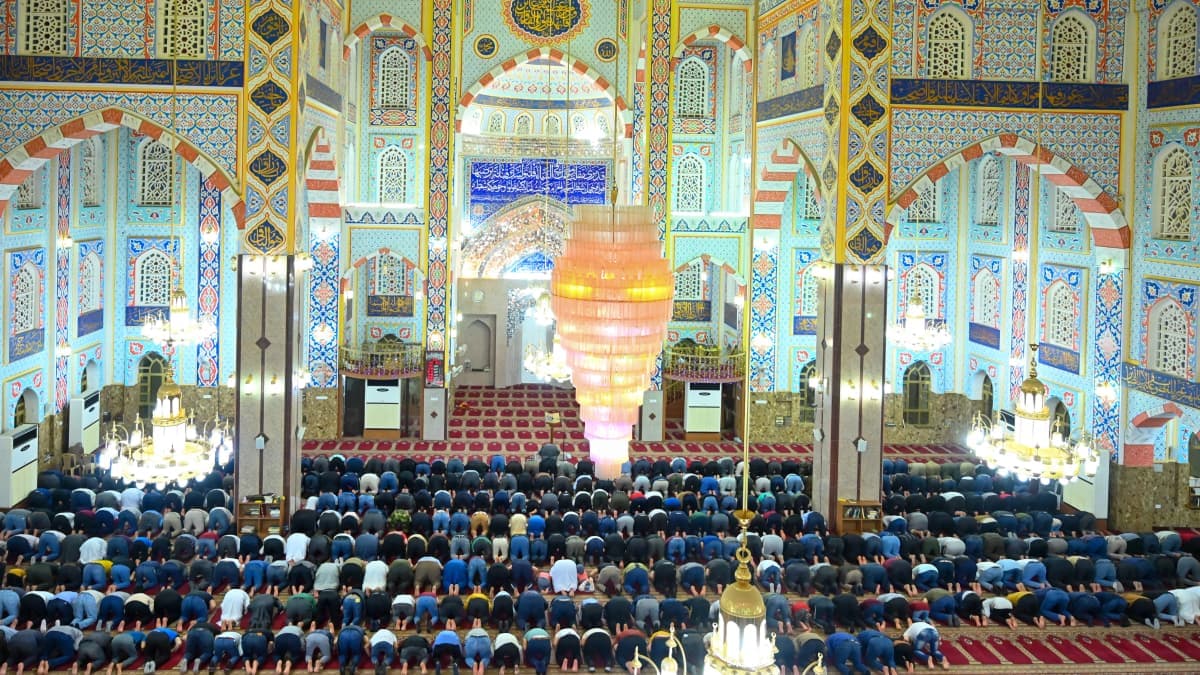 بۆردی باڵای گوتاری هەینی: لە گوتاری ئەمڕۆدا یادی گشتپرسی بەرز رادەگیرێت