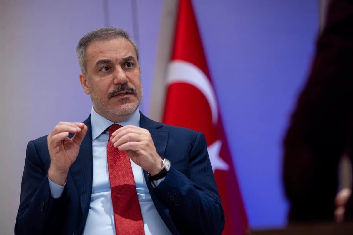 هاکان فیدان: ئەگەر عێراق چەکی پەکەکە لە شنگال کۆنترۆڵ بکات، ئێمەش دەکشێینەو