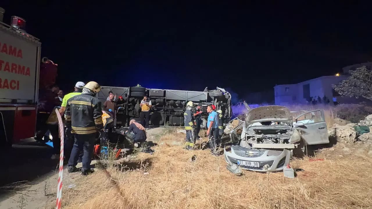 لەێکی هاتووچۆدا لە دیلۆک 7 کەس گیانیان لەدەستدا و 13 کەس برینداربوون