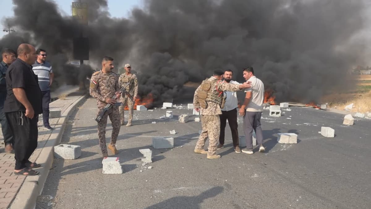 سوپای عێراق دووکان و باخی هاووڵاتییانی کوردی لە کەرکووک رووخاند