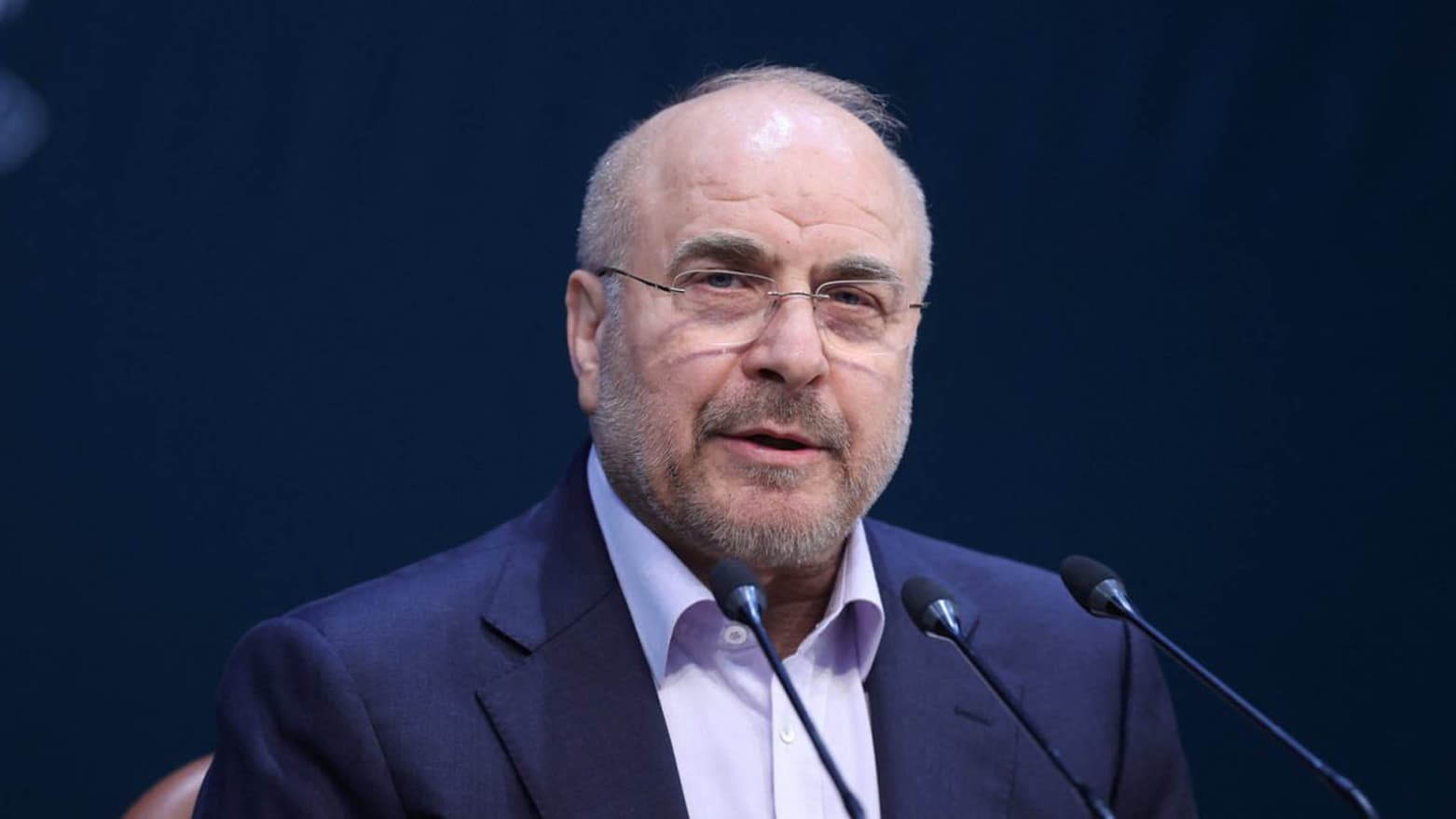 طهران تعلن أنها أبلغت واشنطن بشروطها لإعادة فتح مضيق هرمز