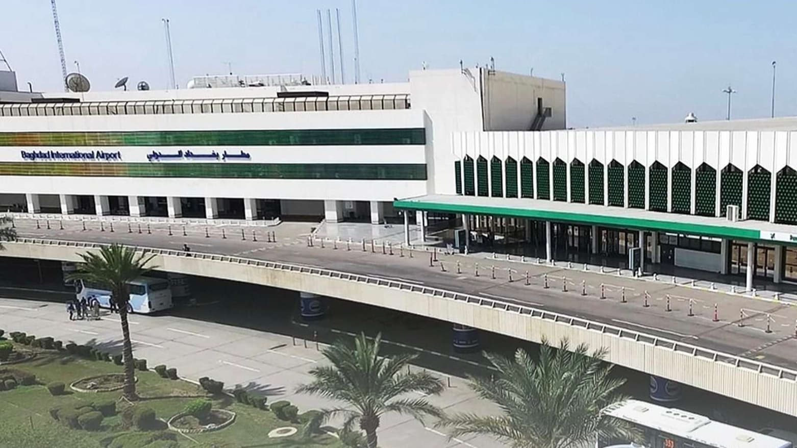 بغداد تحاور واشنطن لاستثناء مطاراتٍ عراقية من عقوبات الطيران الإيراني