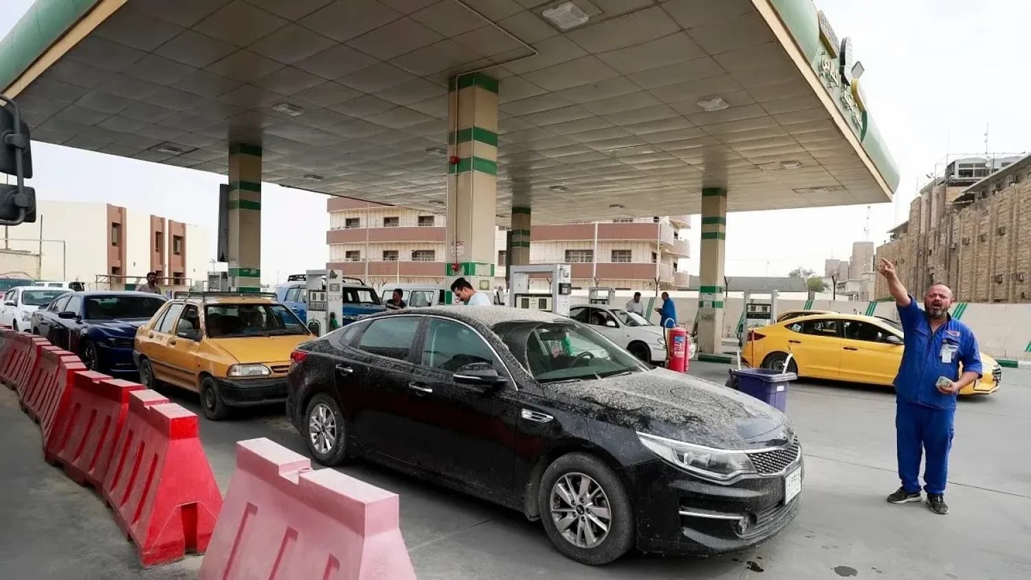 عێراق هەنگاوی نوێ بۆ چارەسەرکردنی قەیرانی بەنزین دەنێت