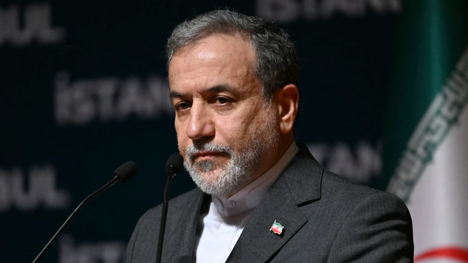 عێراقچی وەڵامی فەرەنسا دەداتەوە: مێژووی تاوانەکانتان لە جەزائیر بیر نەچێتەوە