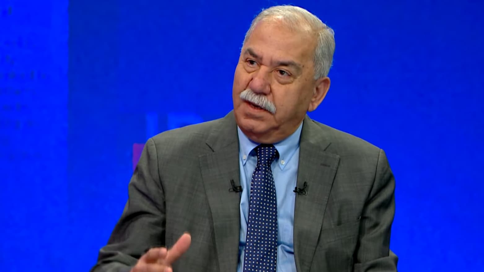 میسال ئالوسی: پیرۆزبایی ساڵیادی ریفراندۆم لە سەرۆک بارزانی دەکات