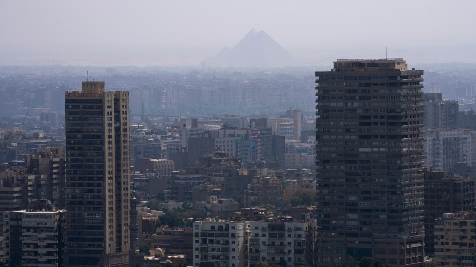 John Ratcliffe Meets Sisi in Cairo Amid Iran War and Saudi-Houthi Fighting