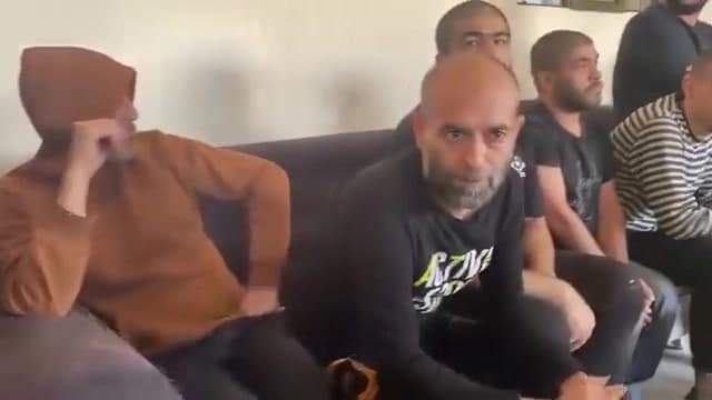 تنشر أسماء 49 أسيراً من قسد أفرجت عنهم الحكومة السورية