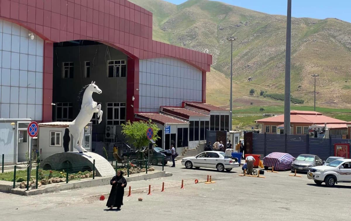 لە هەفتەیەکدا 68 کۆچبەری نایاسایی لە حاجی ئۆمەران دەستگیرکراون
